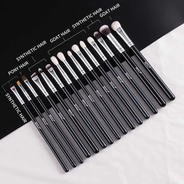 فرش مكياج - makeup brushes
