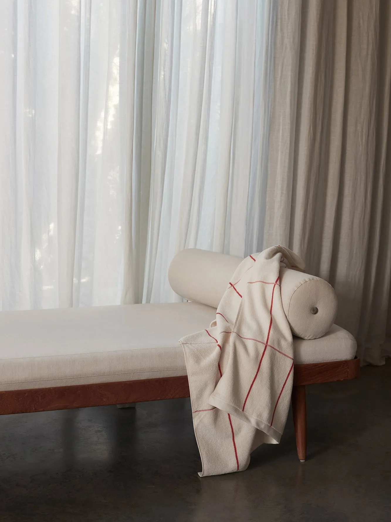 Bethell Bath Towel - Paloma Sun/Ecru