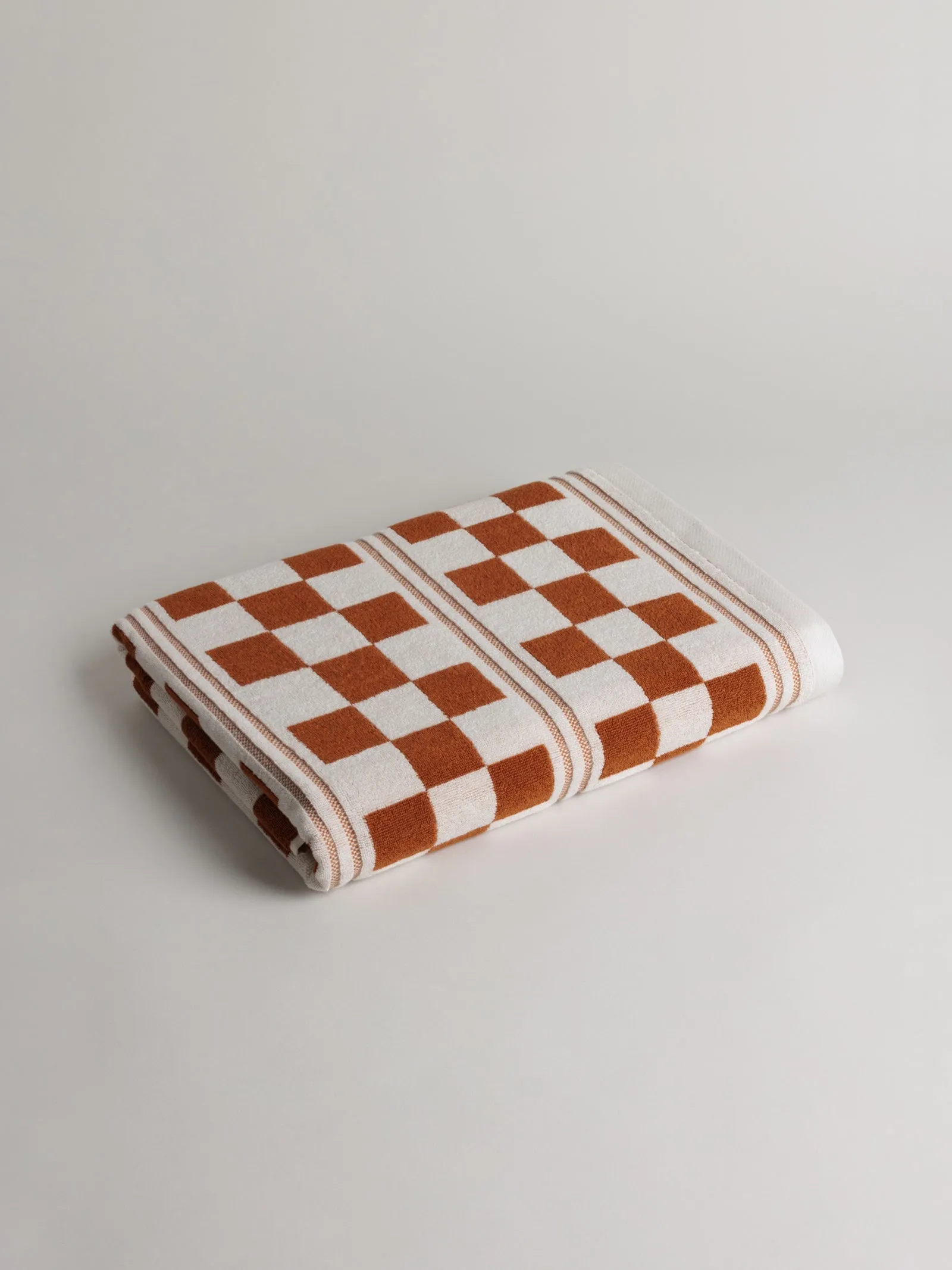 Busby Pool Towel - Fuyu/Chalk