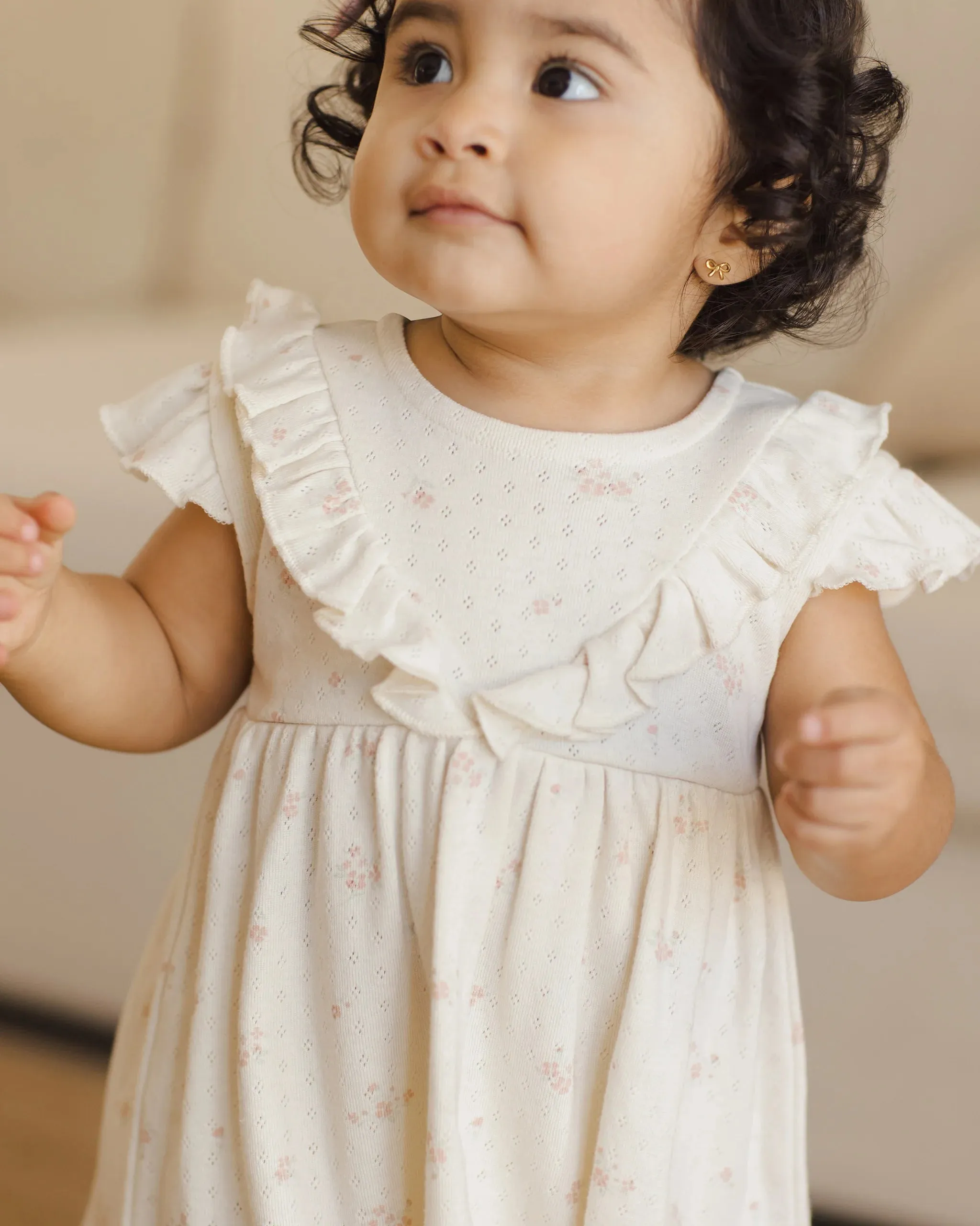 Sleeveless Ruffle V Dress